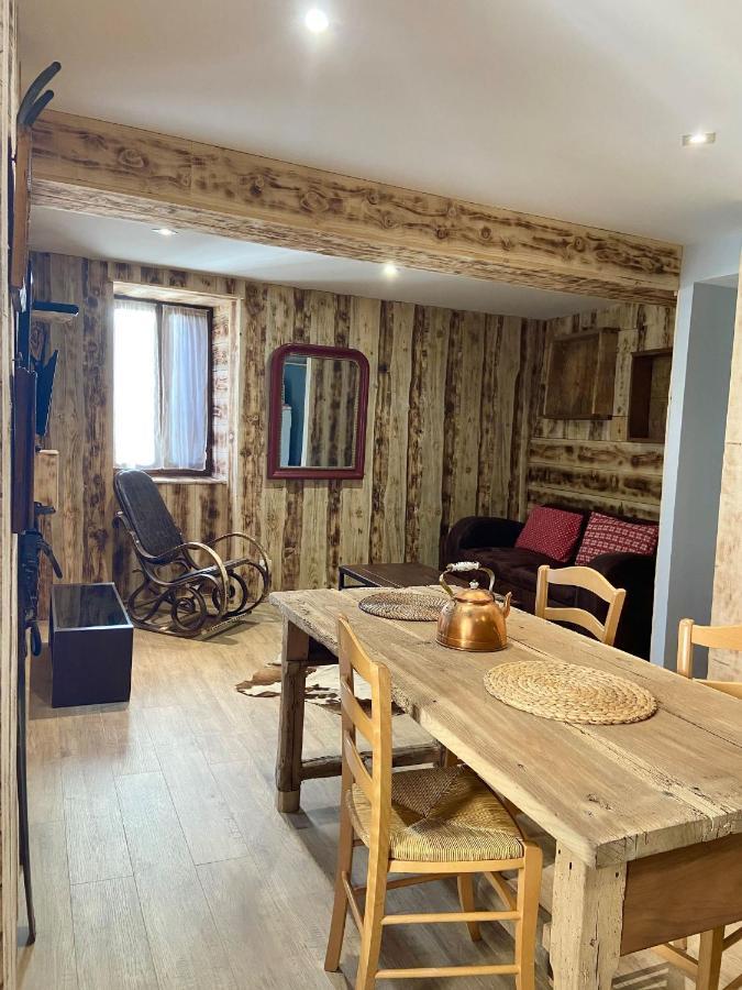 La Porteille Apartment